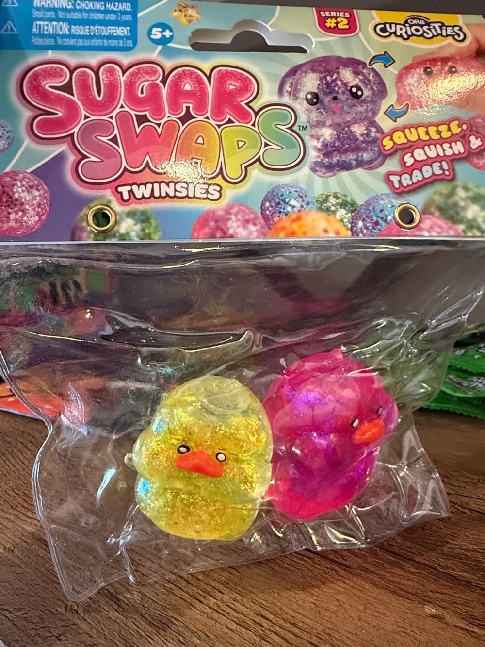 Twinsies Glitter Chick Duo - Yellow & Pink